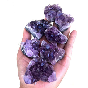 How do you look for amethyst crystals?