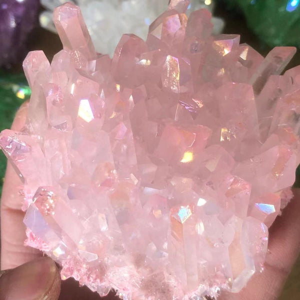 Natural pink crystal electroplating crystal cluster, crystal pendant treatment