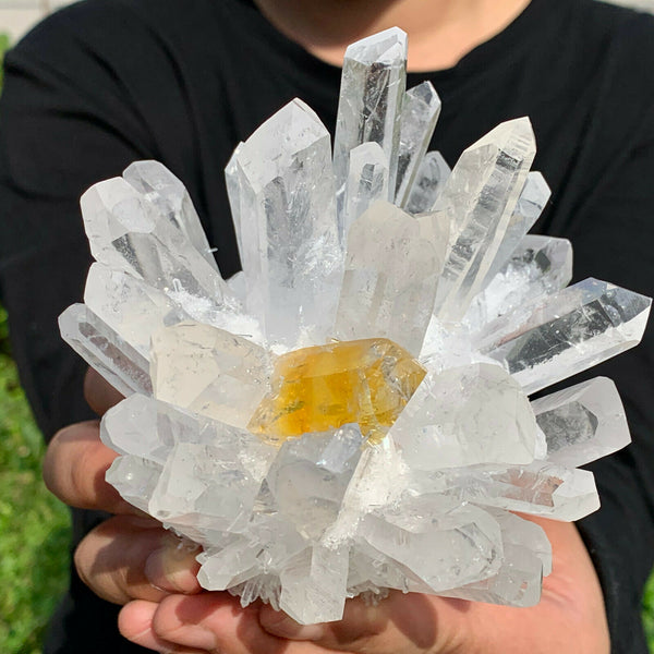 682G new discovery of white yellow Mirage quartz mineral Samplecr