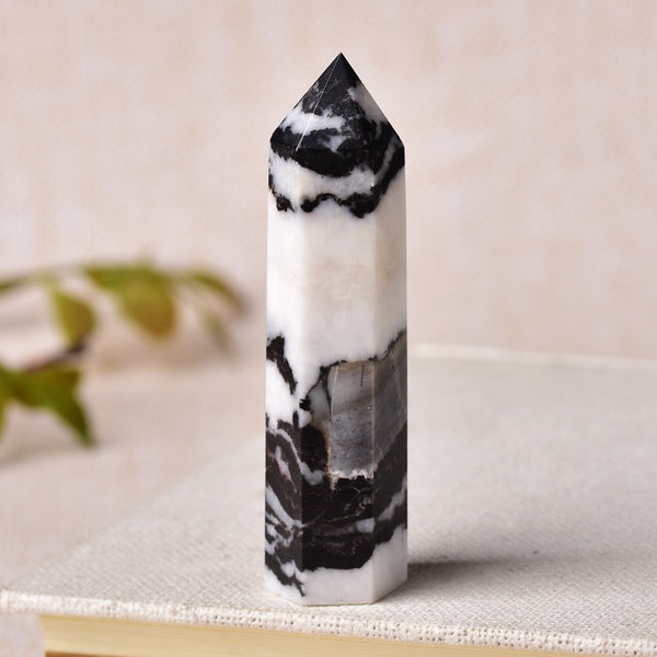1pc Natural Stone Crystal Point Healing Obelisk Black and White Zebra Quartz Wand Beautiful Ornament for Home Decor Pyramid